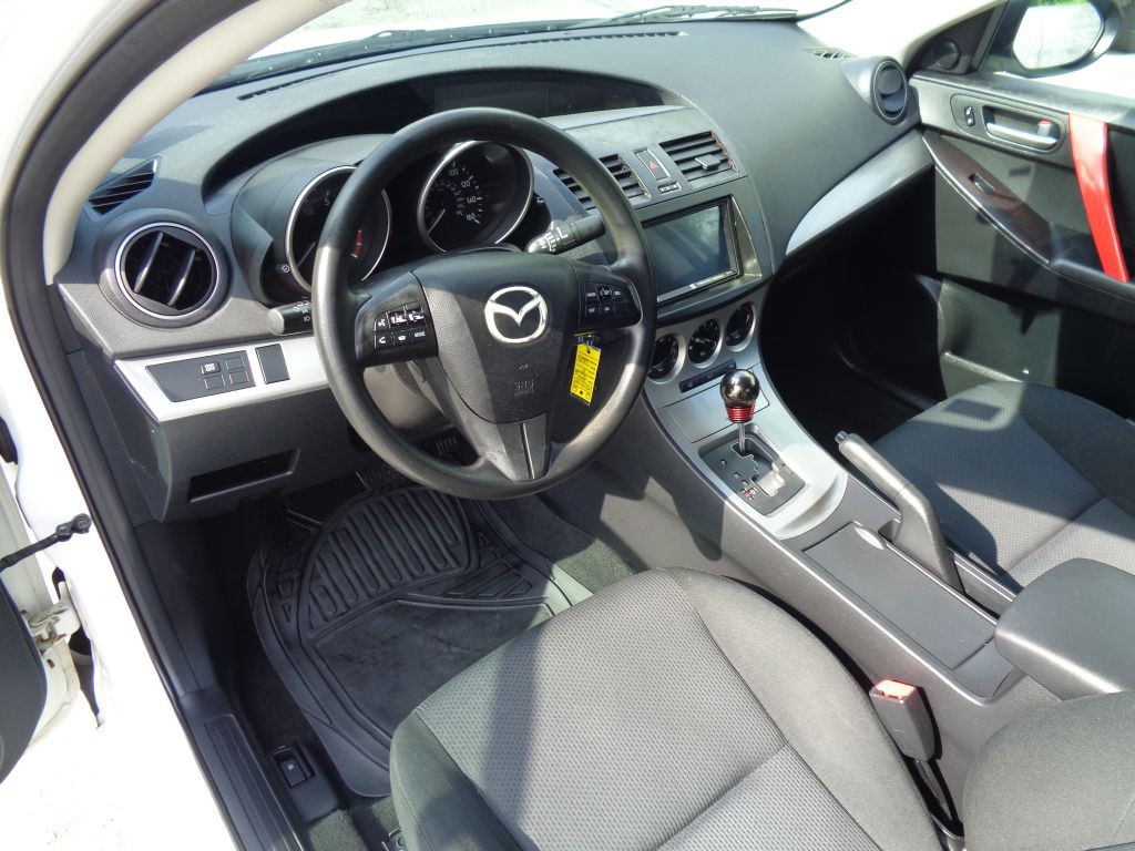 2010 Mazda Mazda3 Image 14