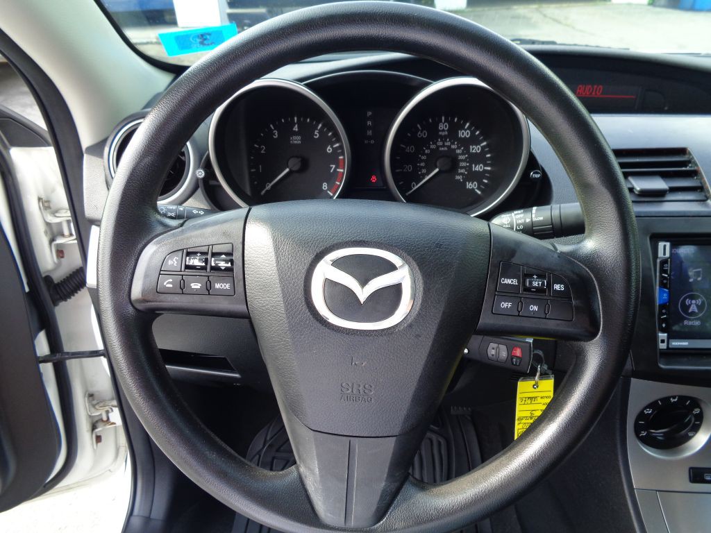 2010 Mazda Mazda3 Image 17