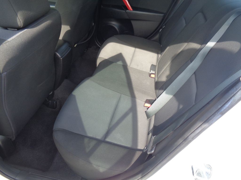 2010 Mazda Mazda3 Image 20