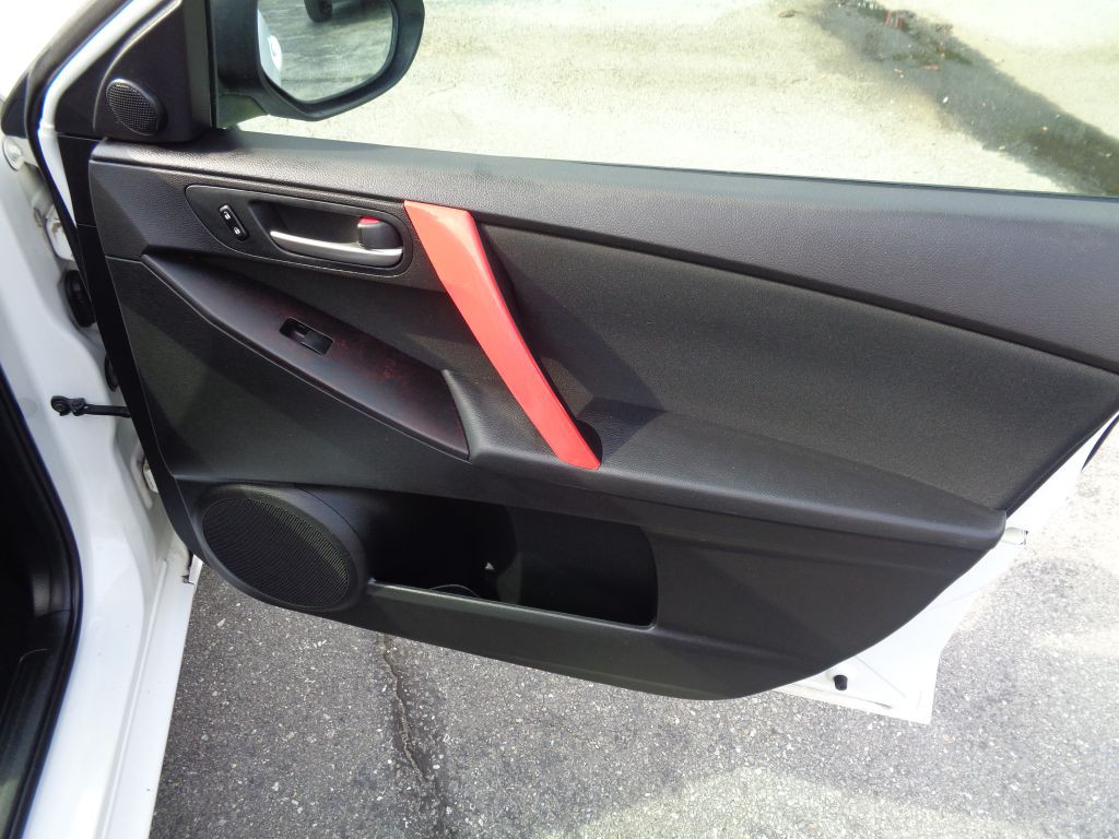 2010 Mazda Mazda3 Image 23