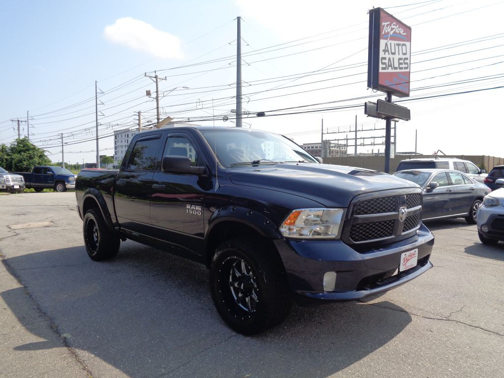 2013 RAM 1500 Image 3