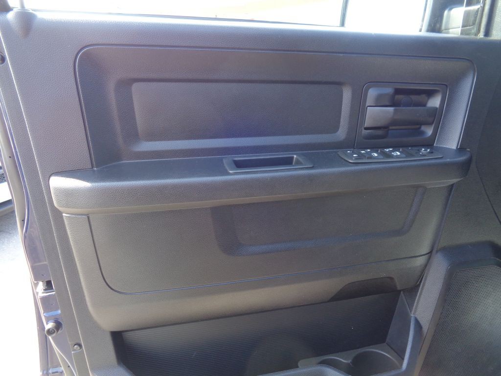 2013 RAM 1500 Image 13