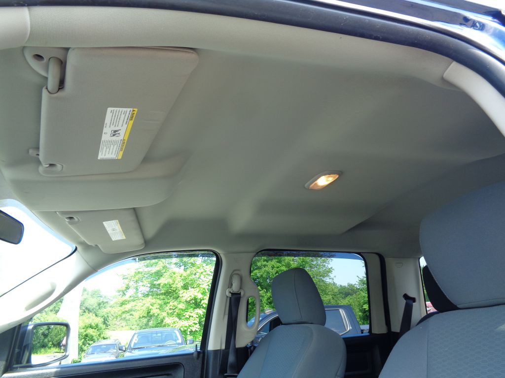 2013 RAM 1500 Image 18