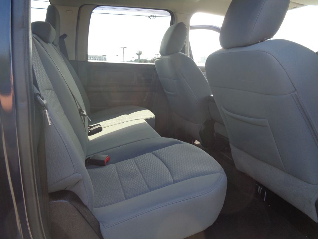 2013 RAM 1500 Image 21
