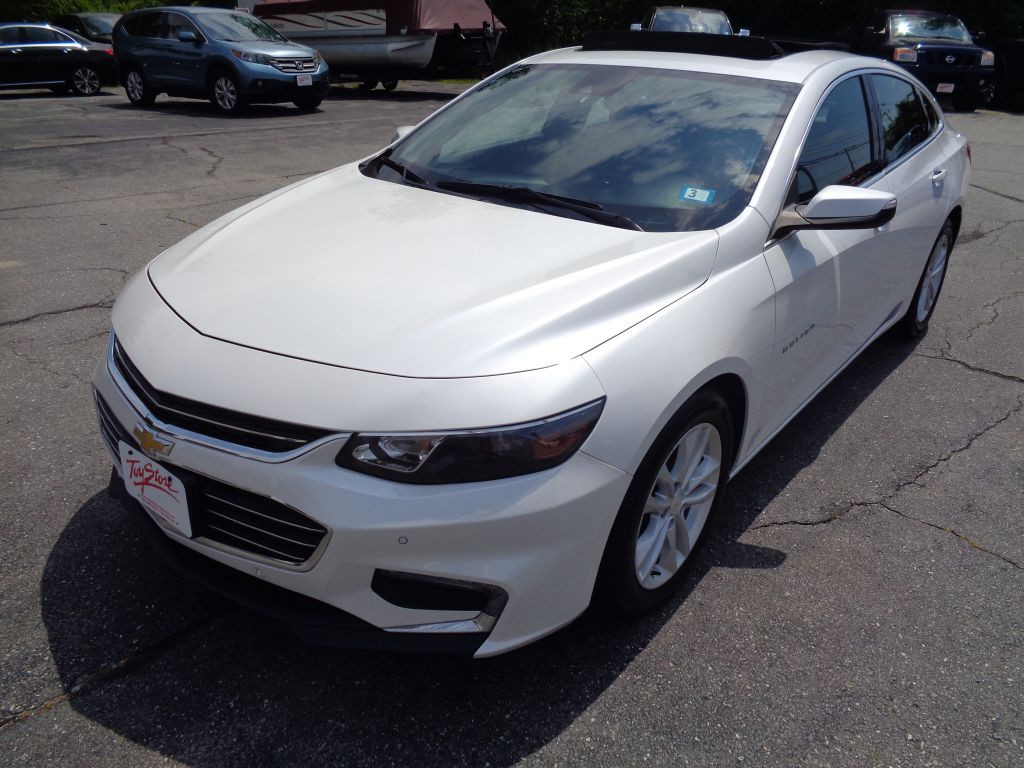2016 Chevrolet Malibu Image 1