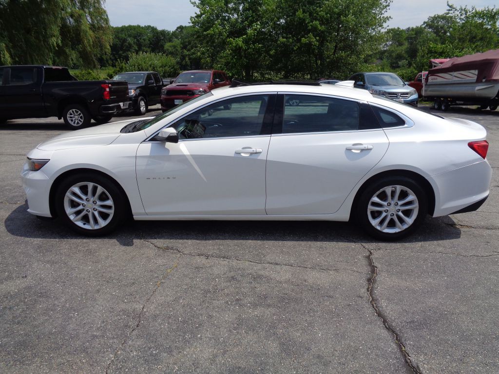 2016 Chevrolet Malibu Image 5