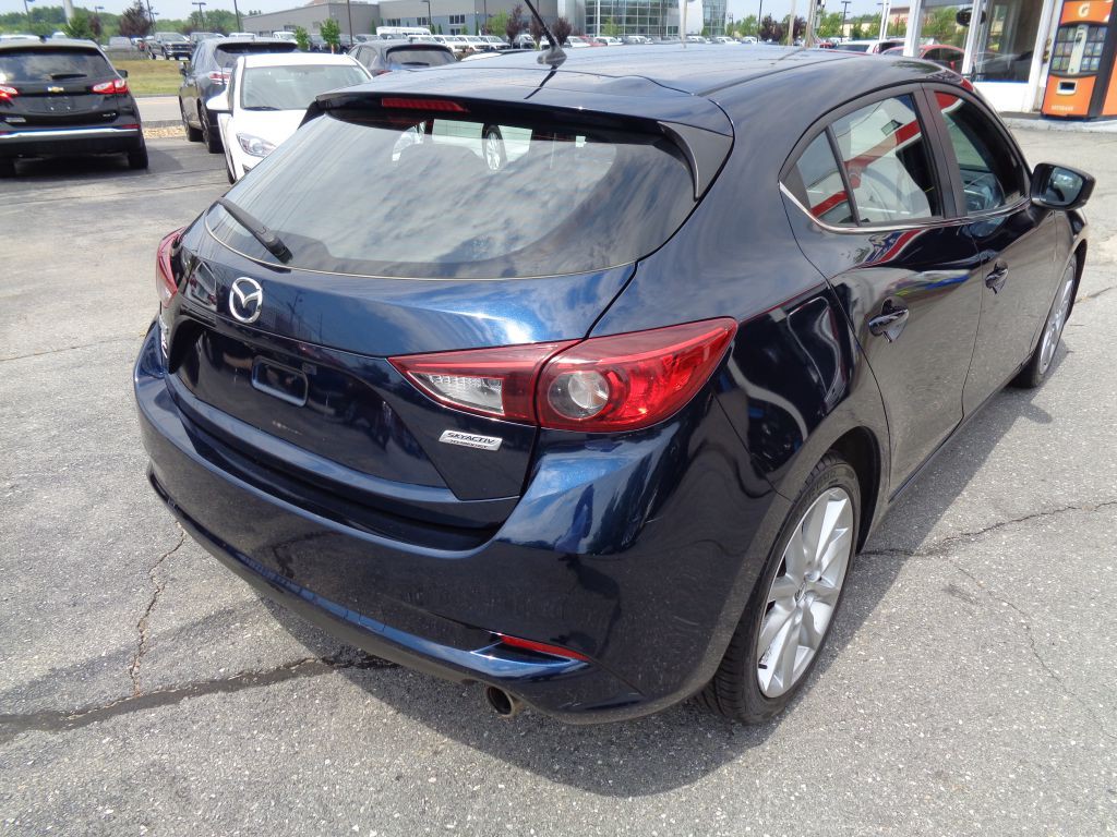 2017 Mazda Mazda3 Image 8