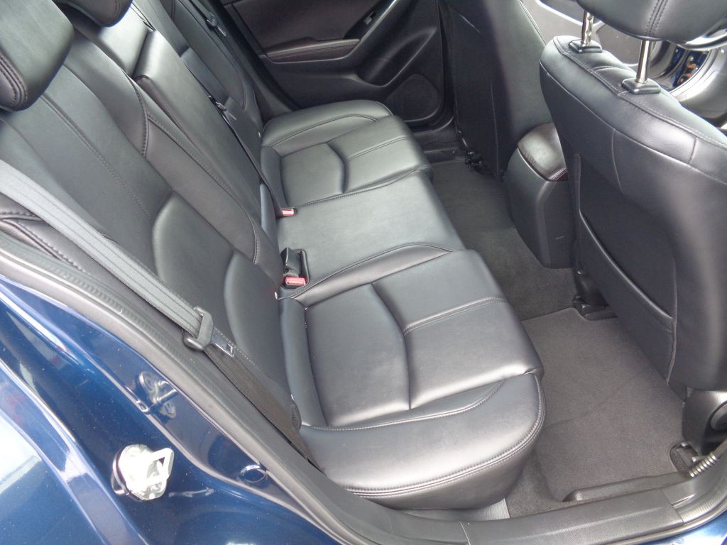 2017 Mazda Mazda3 Image 25