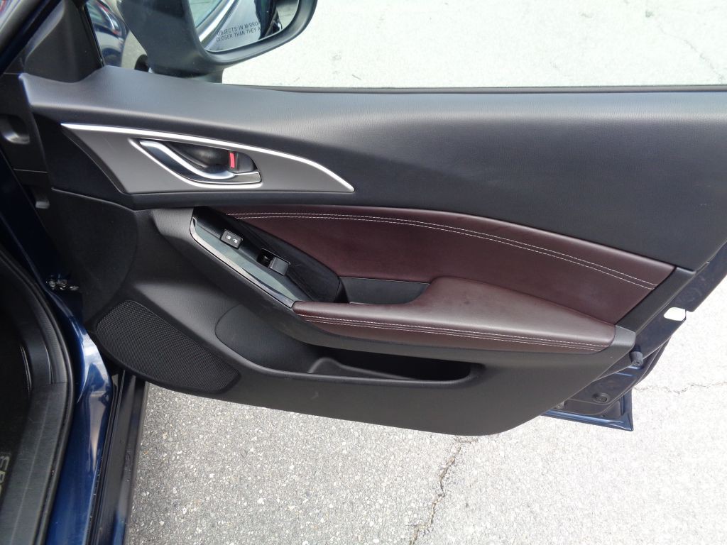 2017 Mazda Mazda3 Image 26