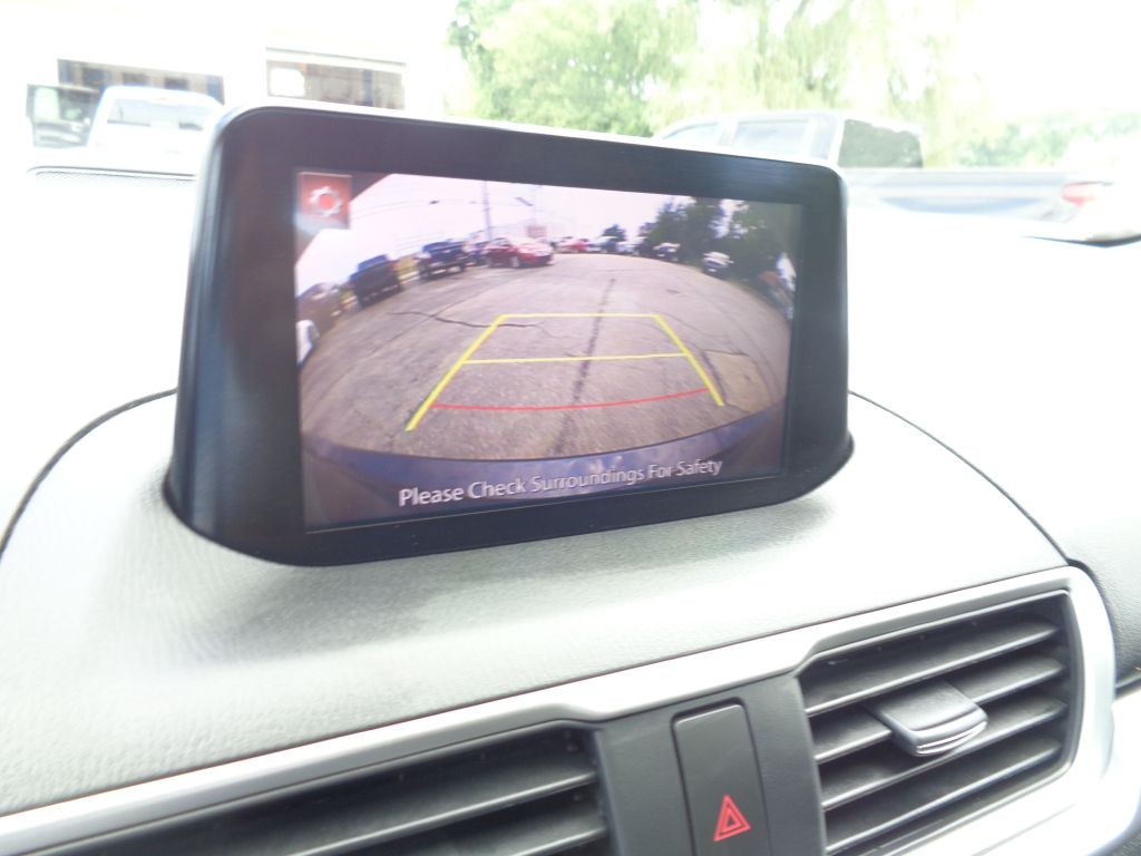 2017 Mazda Mazda3 Image 29