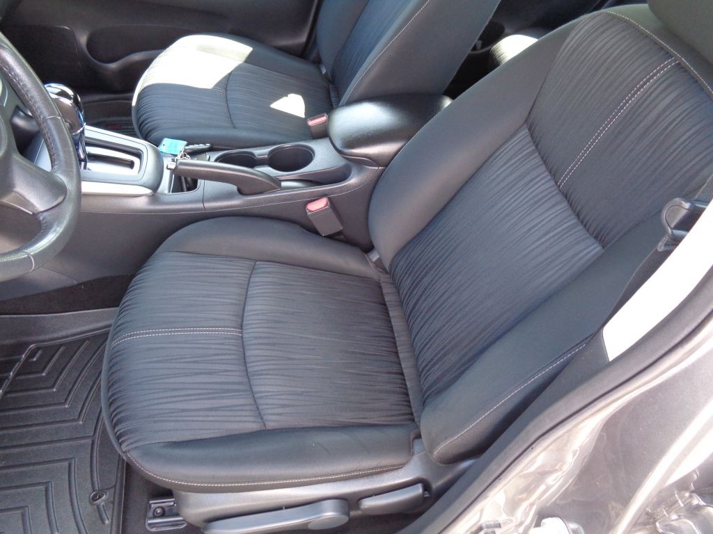 2016 Nissan Sentra Image 16