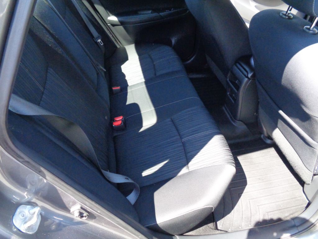 2016 Nissan Sentra Image 24