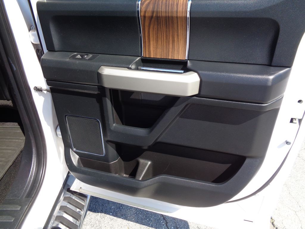 2016 Ford F-150 Image 25