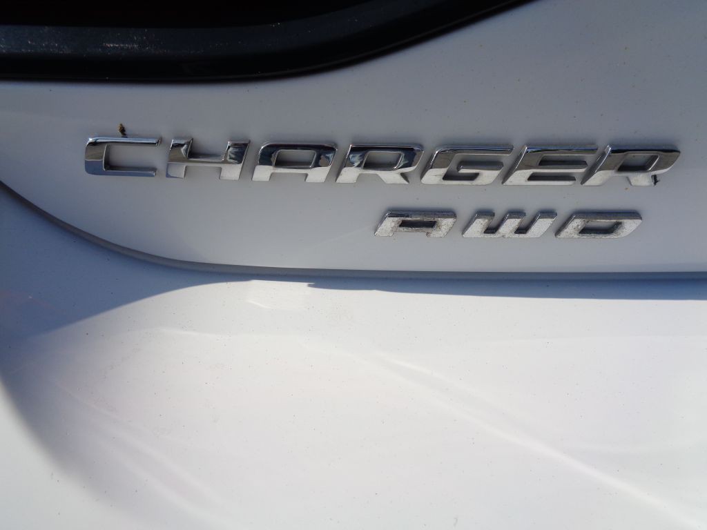 2013 Dodge Charger Image 9