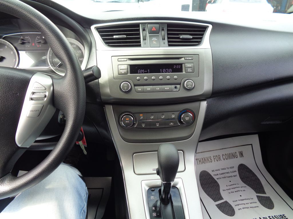 2014 Nissan Sentra Image 18