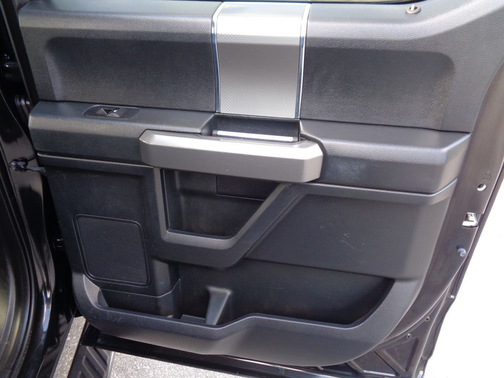 2015 Ford F-150 Image 24