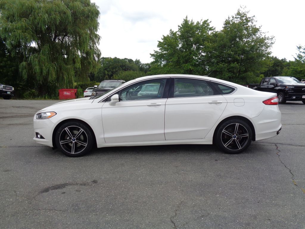 2016 Ford Fusion Image 8