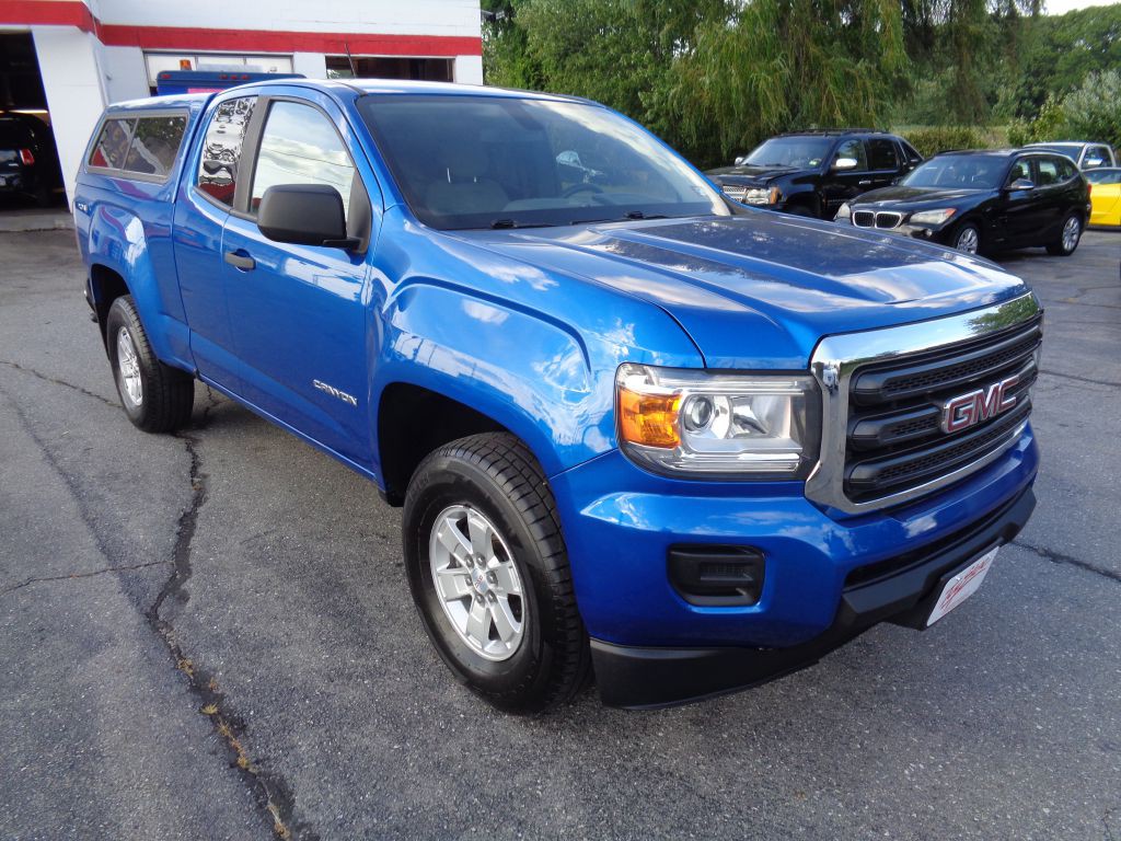 2018 GMC Canyon Image 2