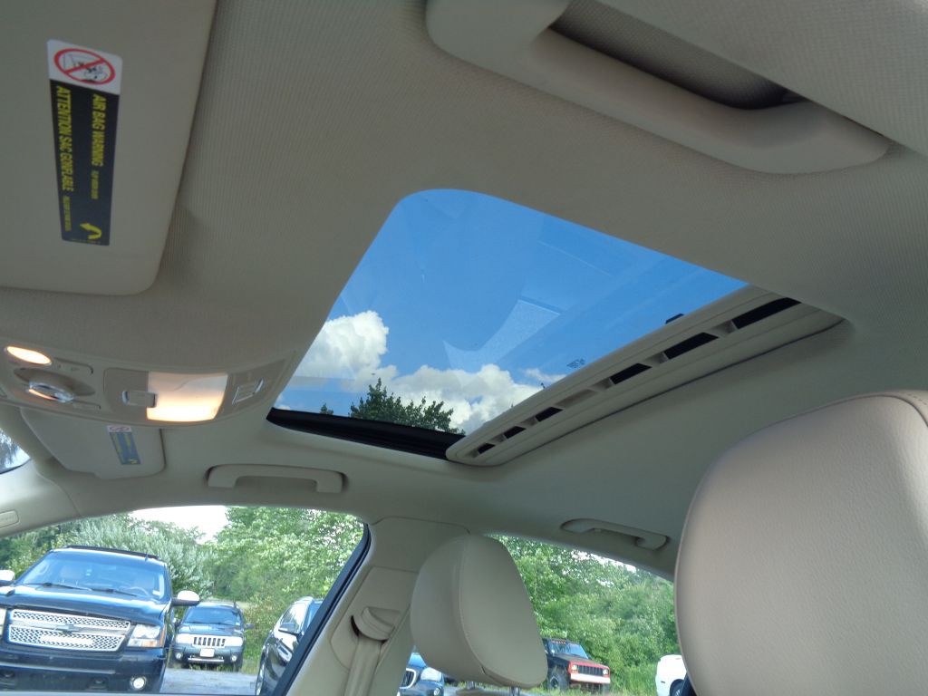 2012 Audi A4 Image 16