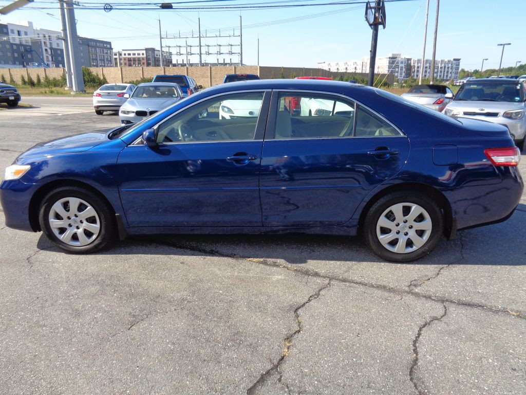 2011 Toyota Camry Image 5