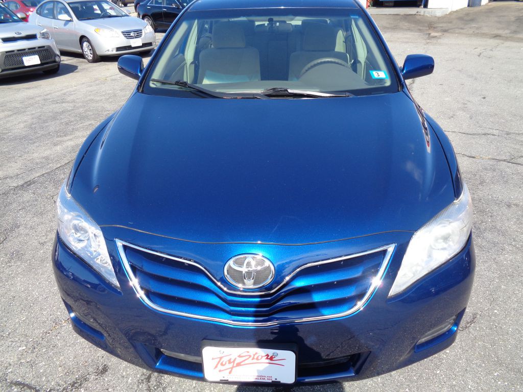 2011 Toyota Camry Image 6