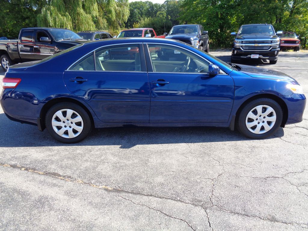 2011 Toyota Camry Image 7