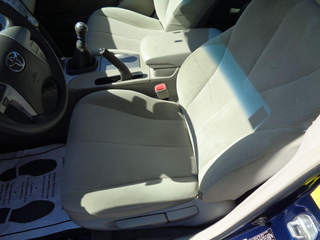 2011 Toyota Camry Image 15
