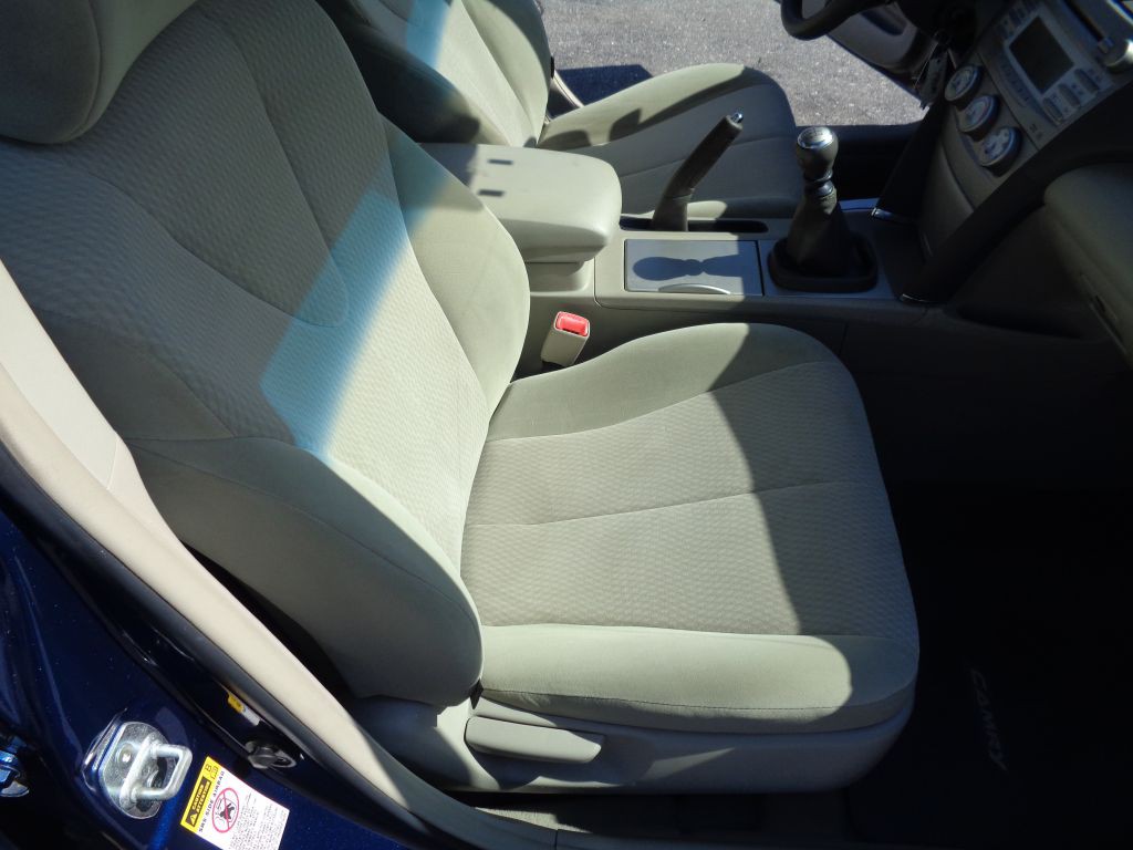 2011 Toyota Camry Image 25