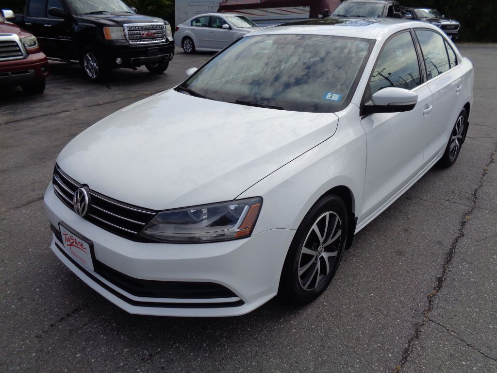 2017 Volkswagen Jetta Image 1