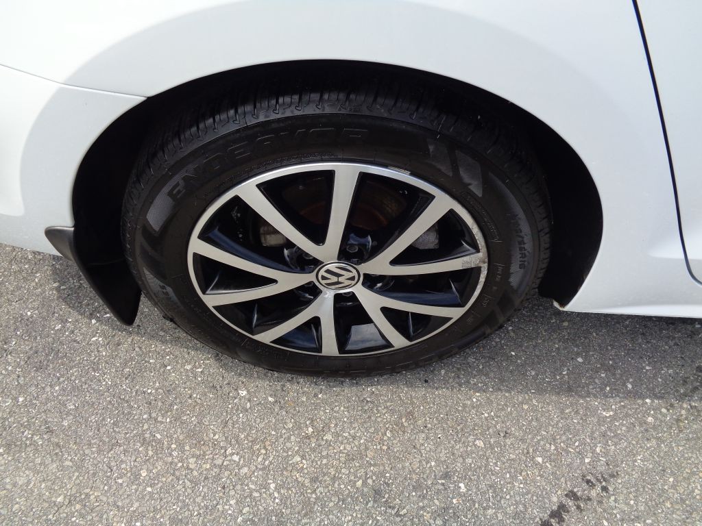 2017 Volkswagen Jetta Image 12