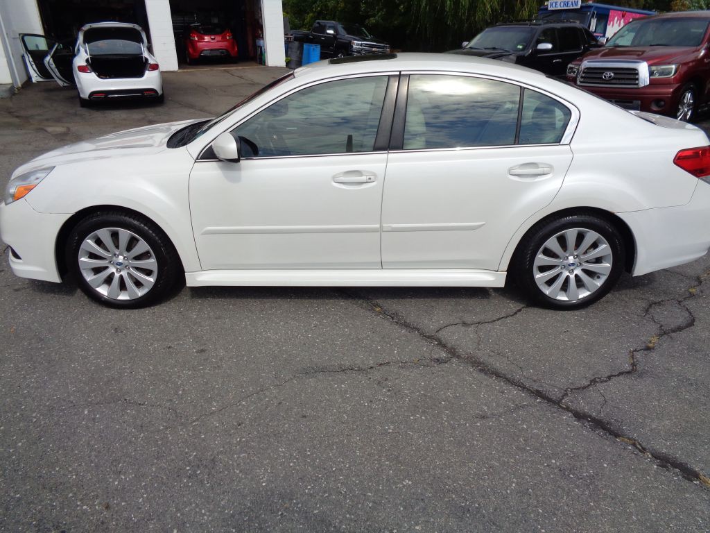 2012 Subaru Legacy Image 5