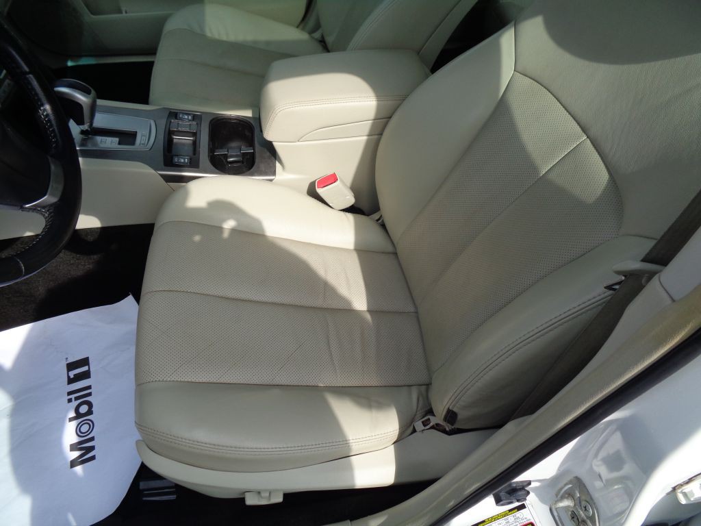 2012 Subaru Legacy Image 15