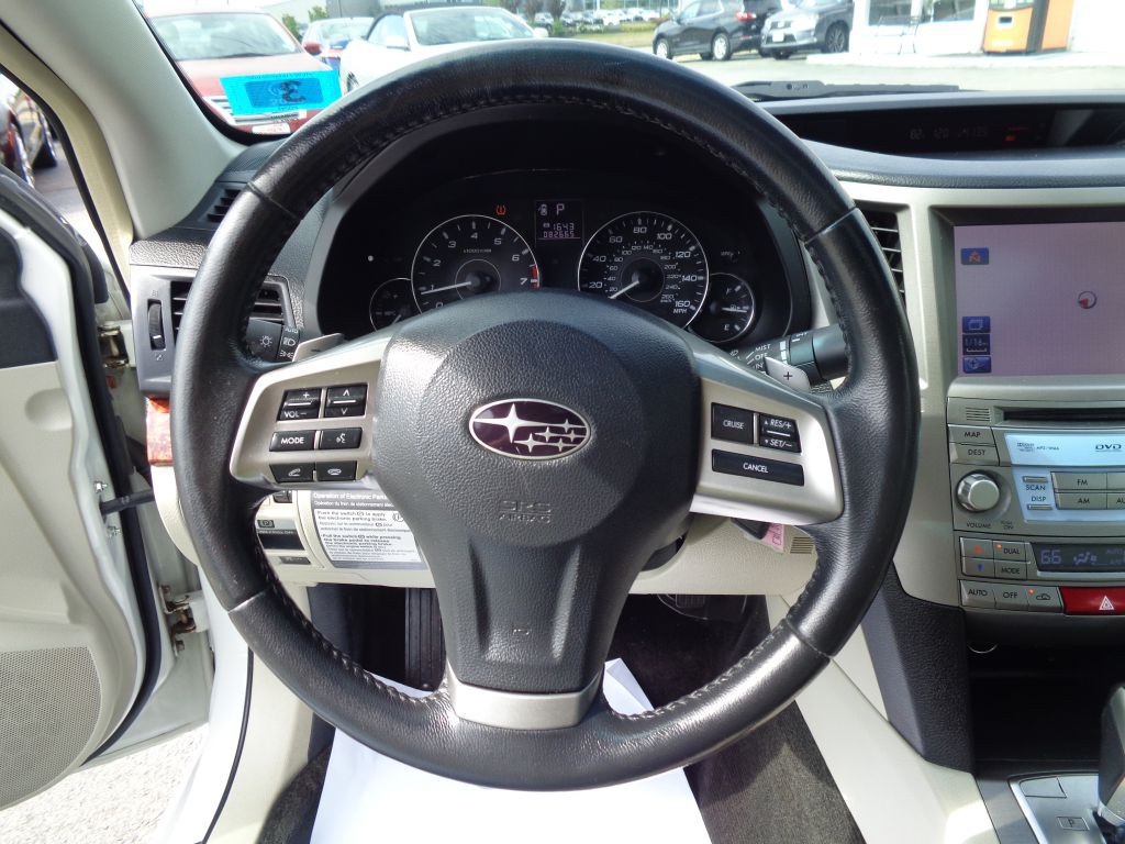 2012 Subaru Legacy Image 17