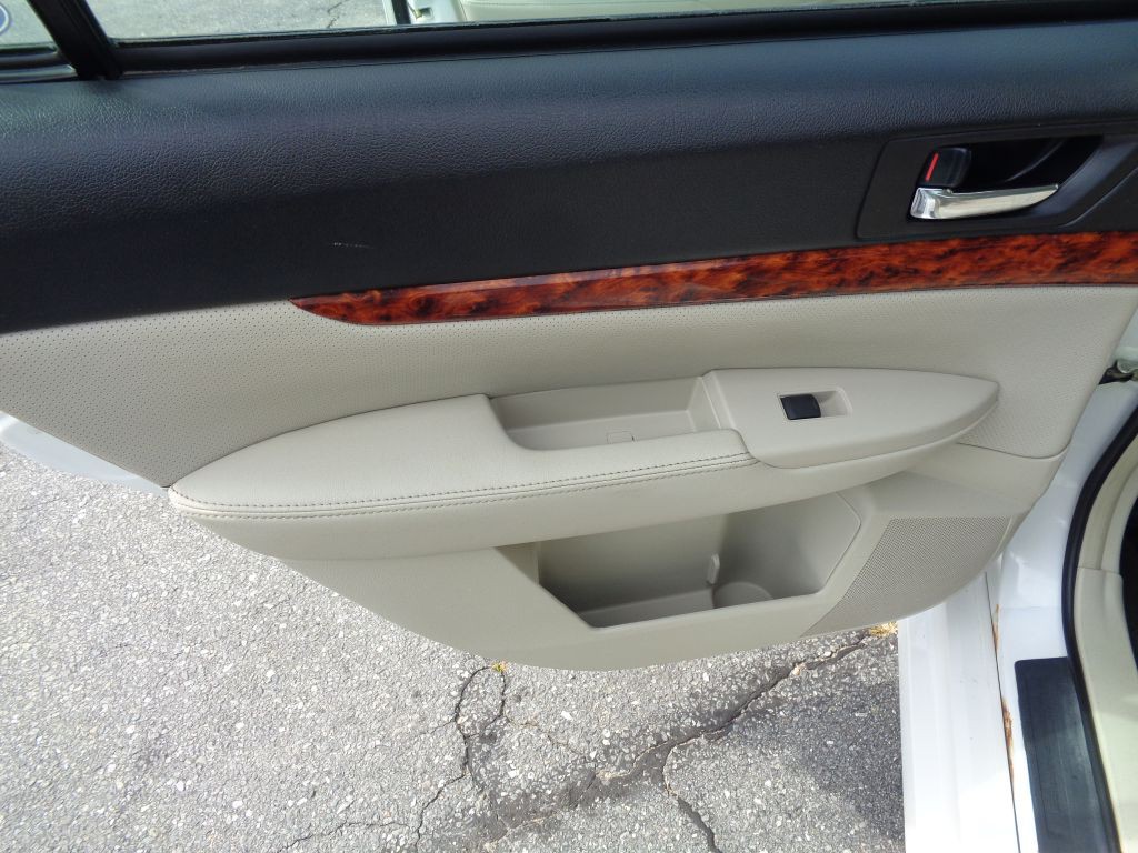 2012 Subaru Legacy Image 20