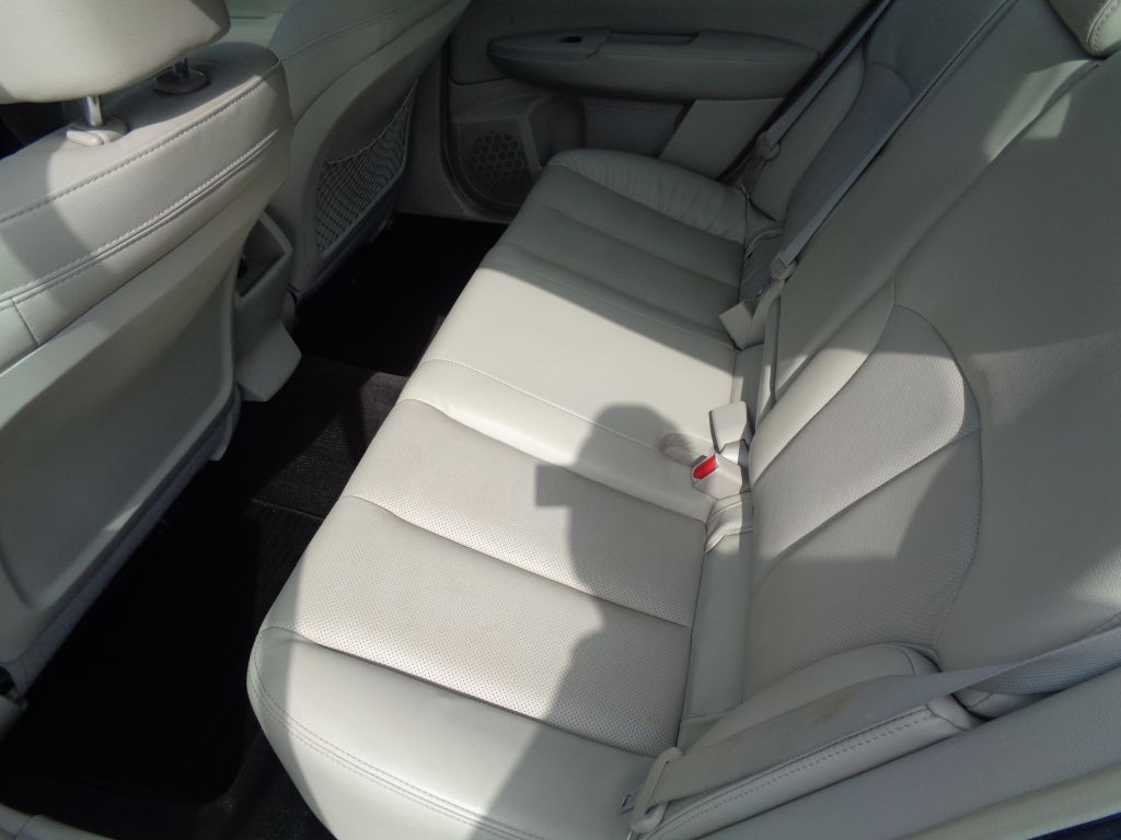 2012 Subaru Legacy Image 21
