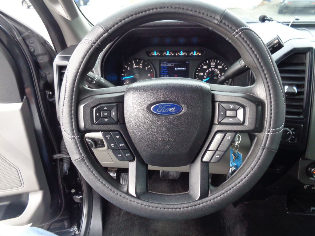 2015 Ford F-150 Image 18