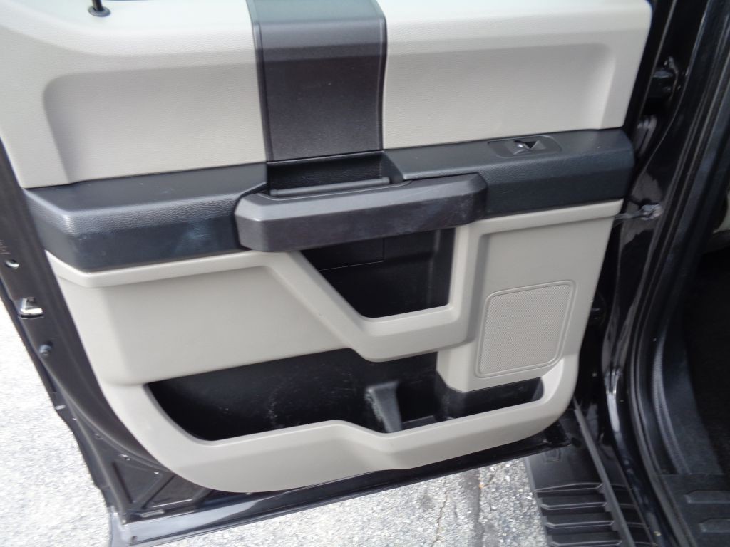 2015 Ford F-150 Image 20