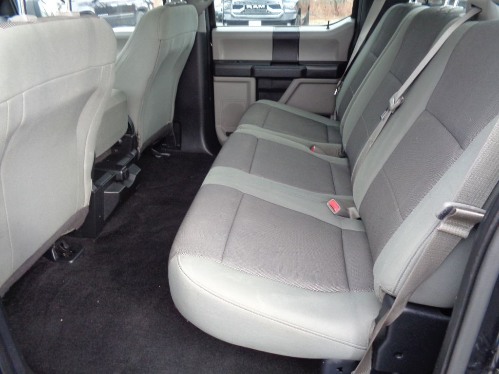 2015 Ford F-150 Image 21