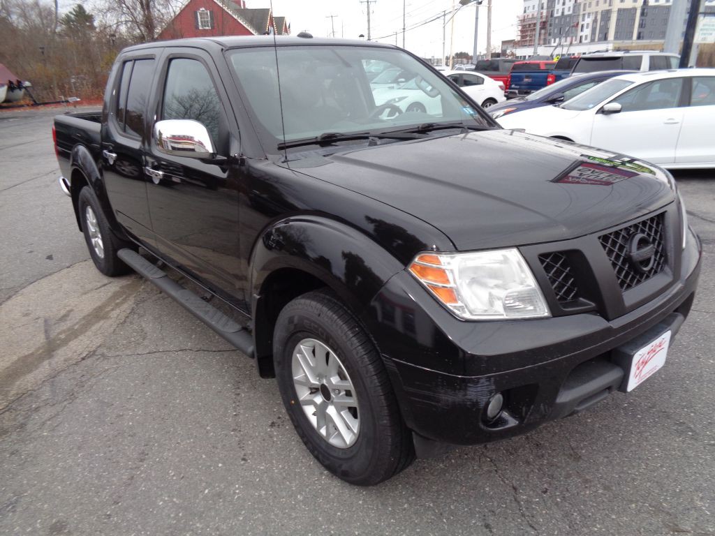 2016 Nissan Frontier Image 2