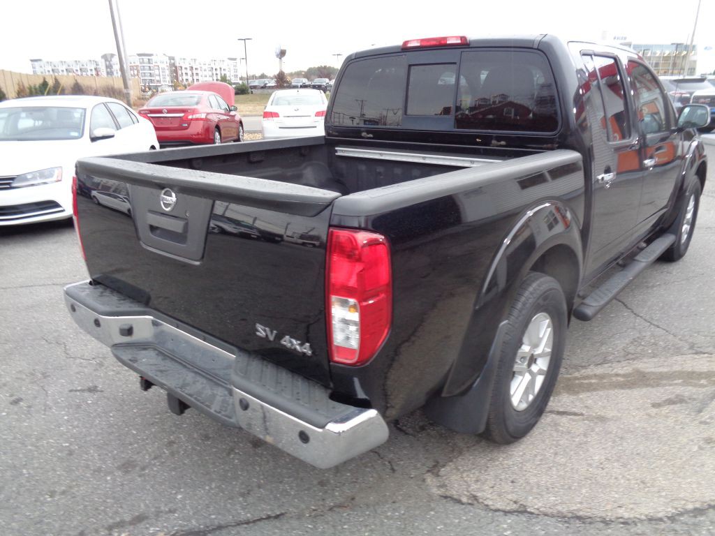 2016 Nissan Frontier Image 3