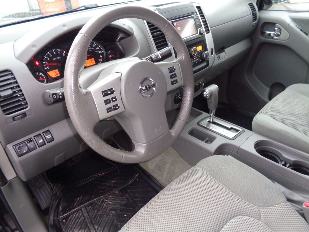 2016 Nissan Frontier Image 15