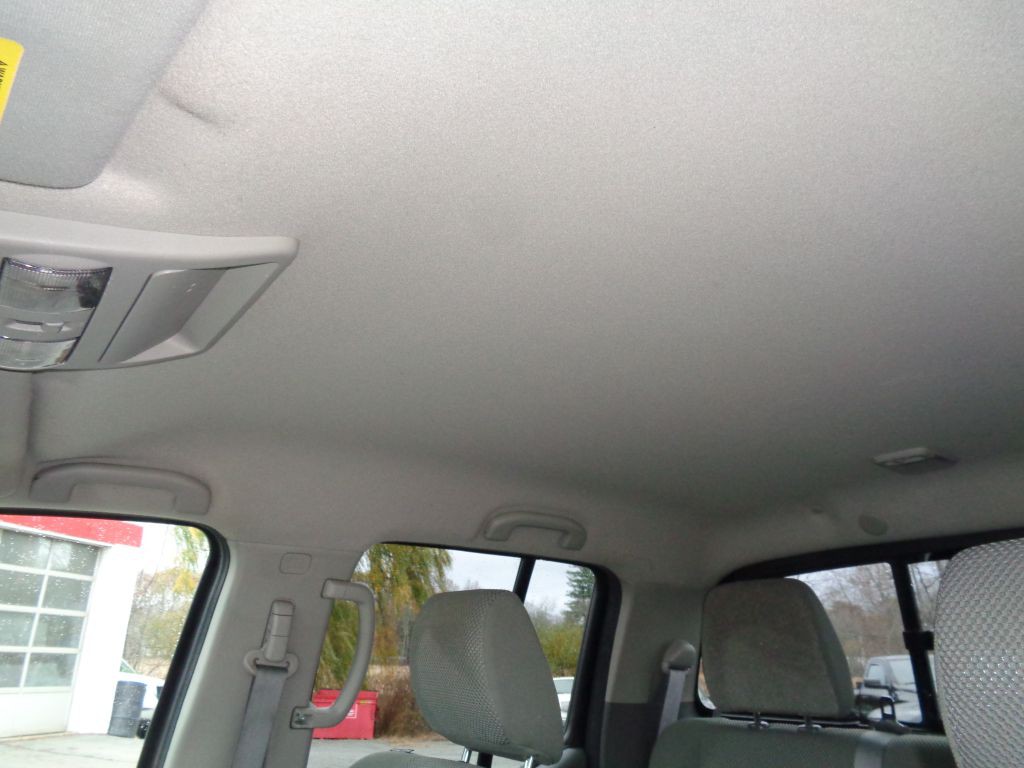 2016 Nissan Frontier Image 17