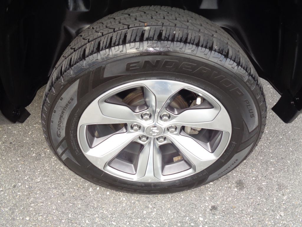 2019 RAM 1500 Image 9