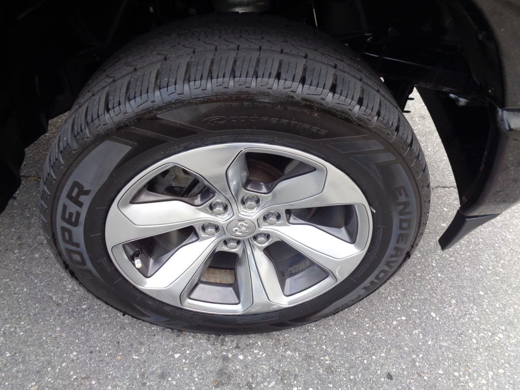 2019 RAM 1500 Image 11