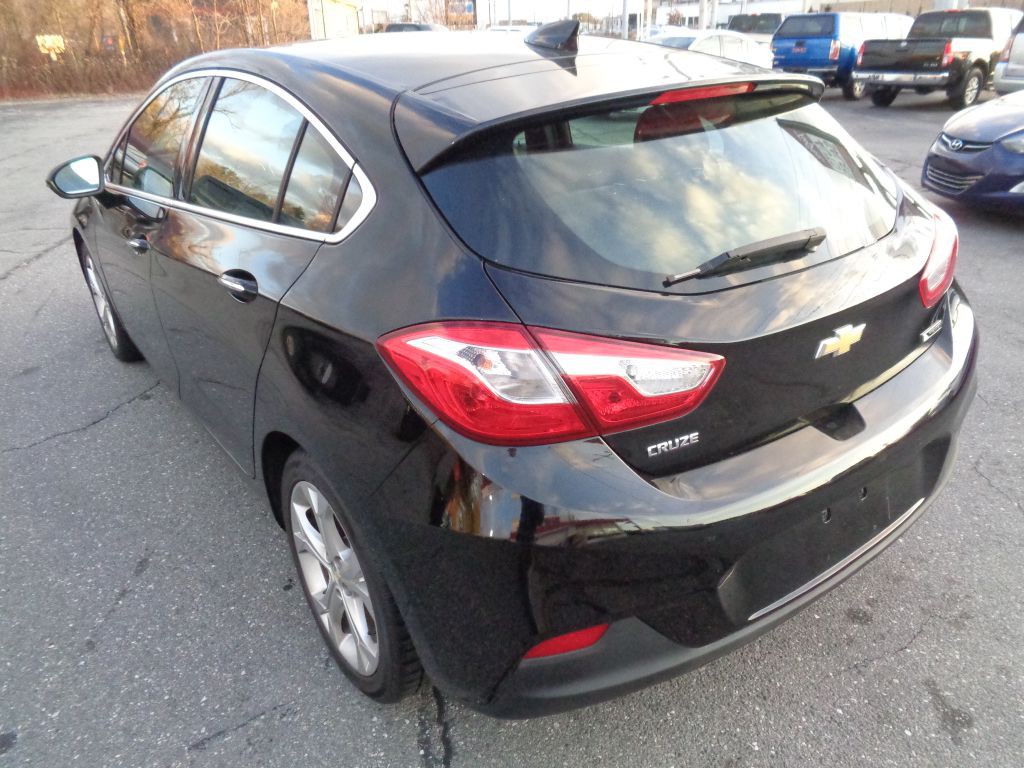 2017 Chevrolet Cruze Image 4