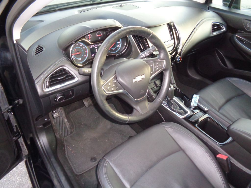 2017 Chevrolet Cruze Image 14