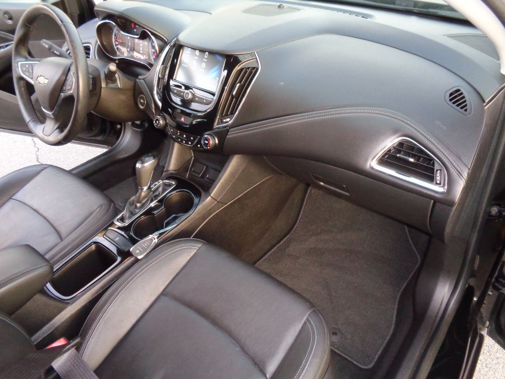 2017 Chevrolet Cruze Image 25