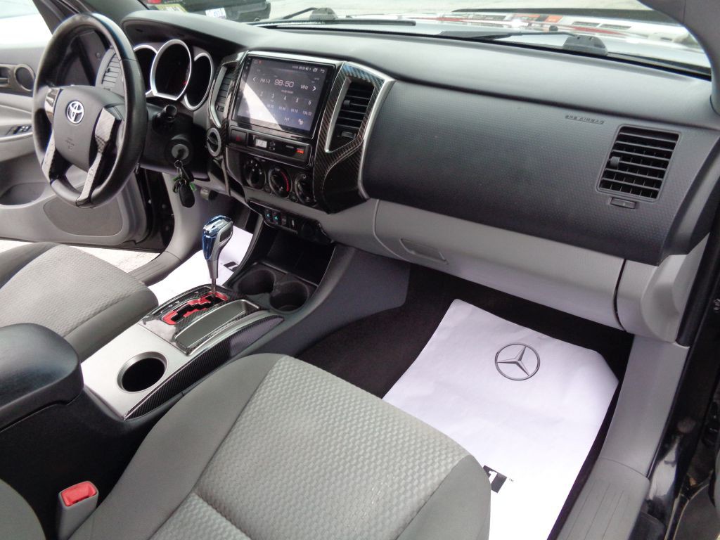 2012 Toyota Tacoma Image 22