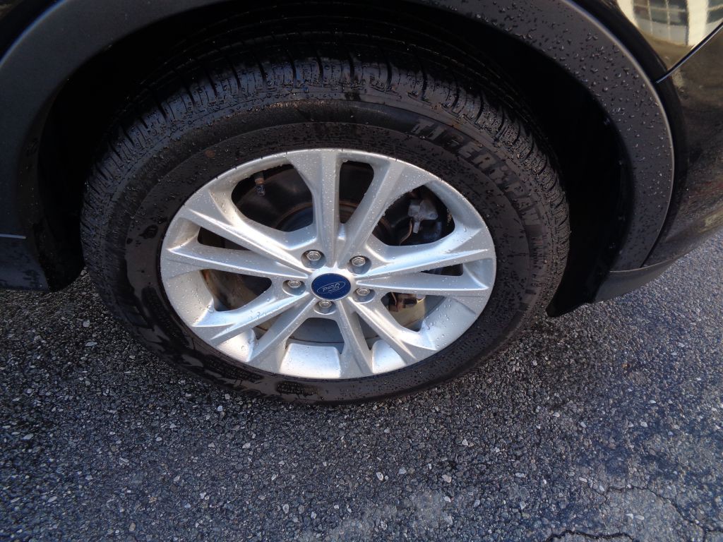 2019 Ford Escape Image 11