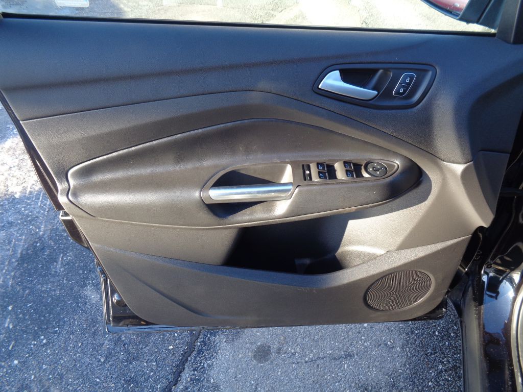 2019 Ford Escape Image 13